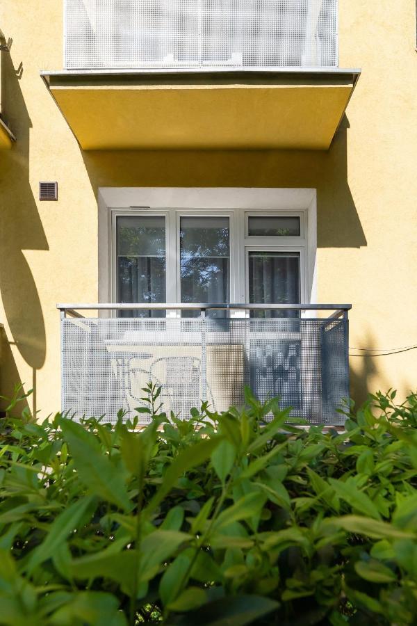 Apartment Smoluchowskiego Cracow By Renters Krakow